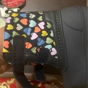 Carter’s toddler snowboot